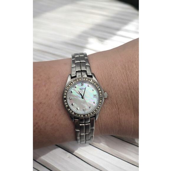 Designer Guess Crystal Steel Mother of Pearl MOP Dial Ladies Women's Watch - Picture 1 of 7